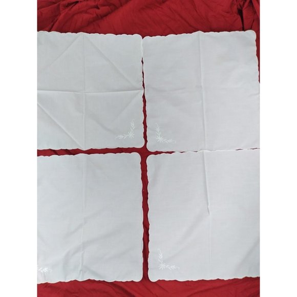 16 Pcs- Embroidered Floral off-white linen? 8 Placemats & 8 matching Napkins - Picture 10 of 12